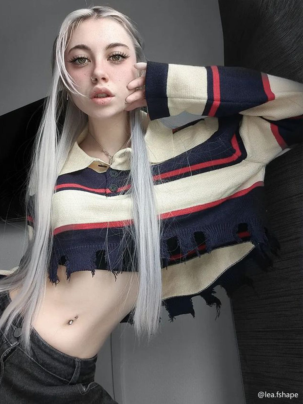 NEV Contrasting Lapel Stripes Sweater
