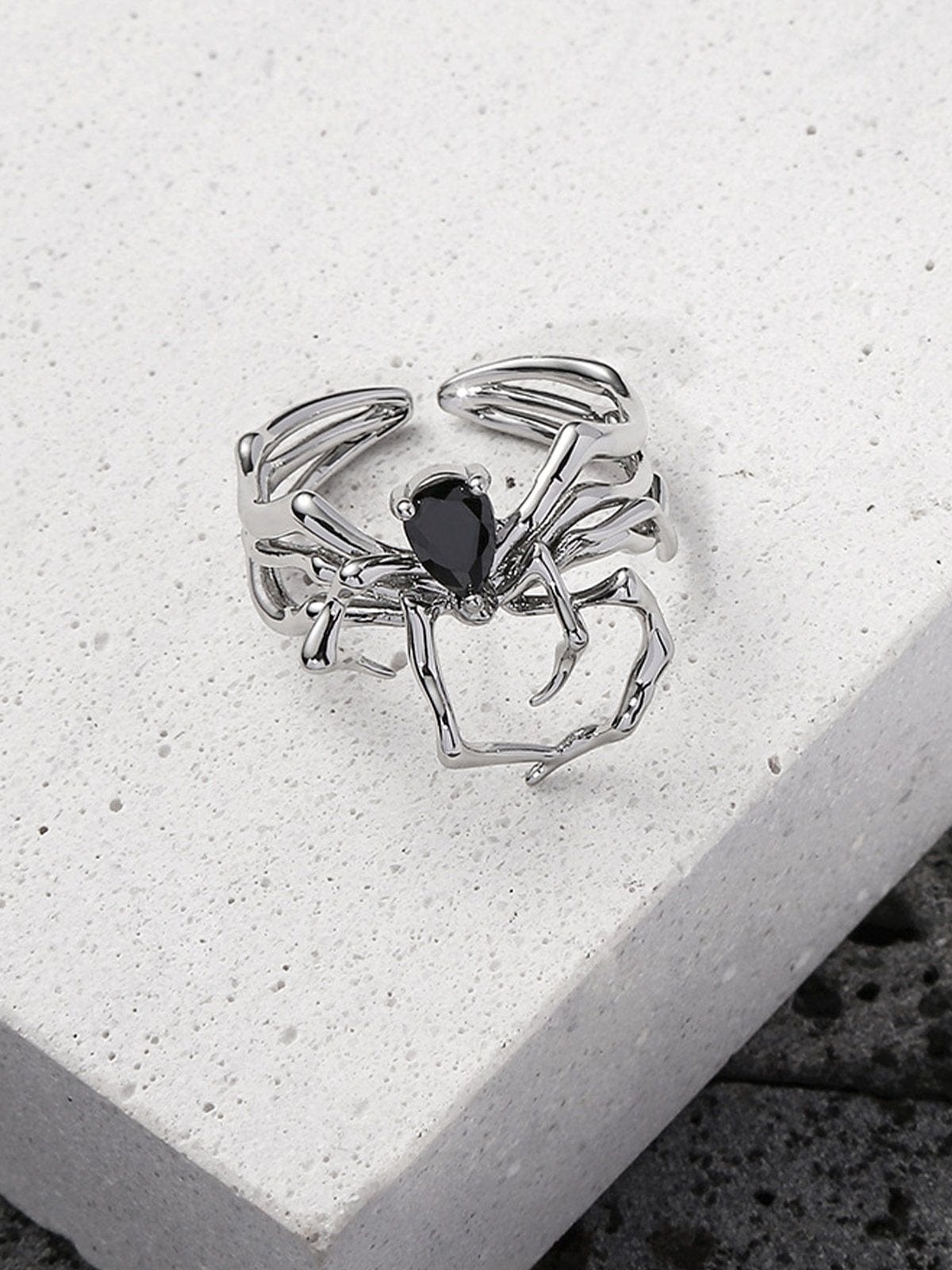 NEV Artificial Gemstone Spider Ring